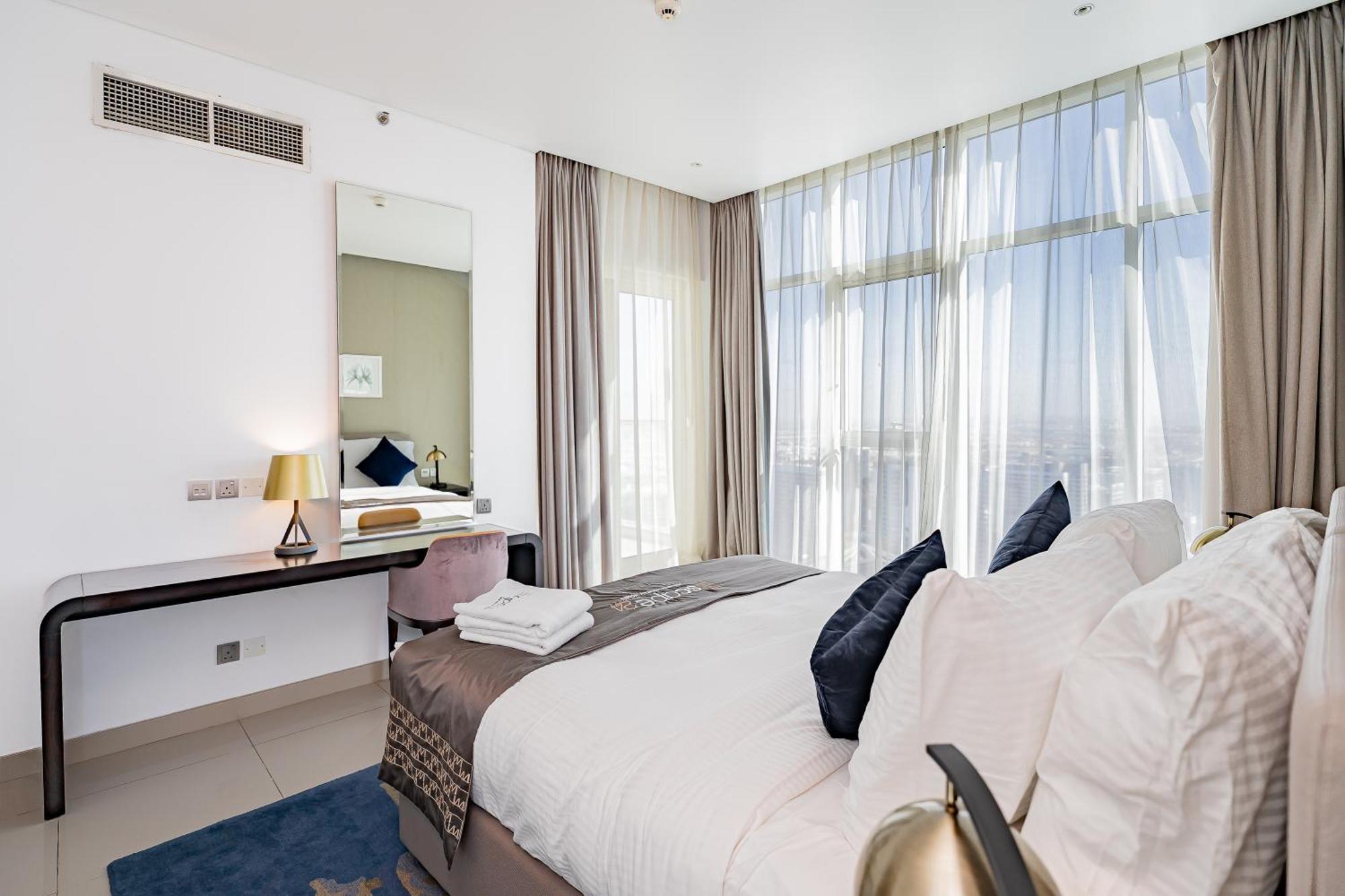 Escape 24 - Luxury In Damac Maison Prive Business Bay * Dubai