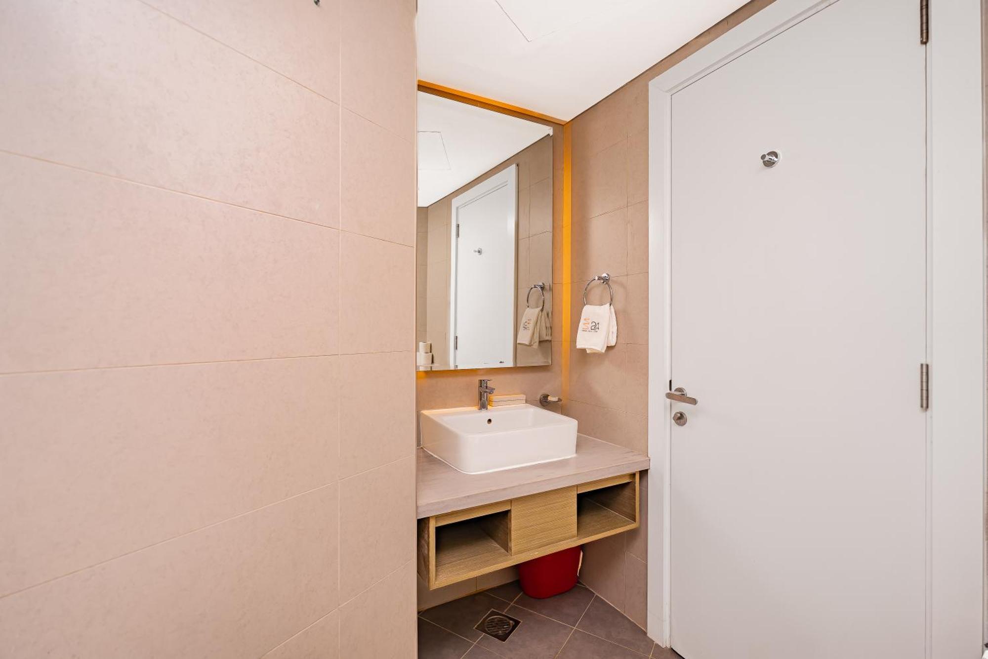 Escape 24 - Luxury In Damac Maison Prive Business Bay Apartment *